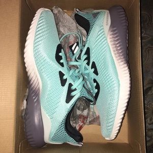 Alphabounces